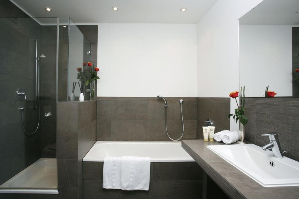 Hotel Regina -Garni Köln Kültér fotó